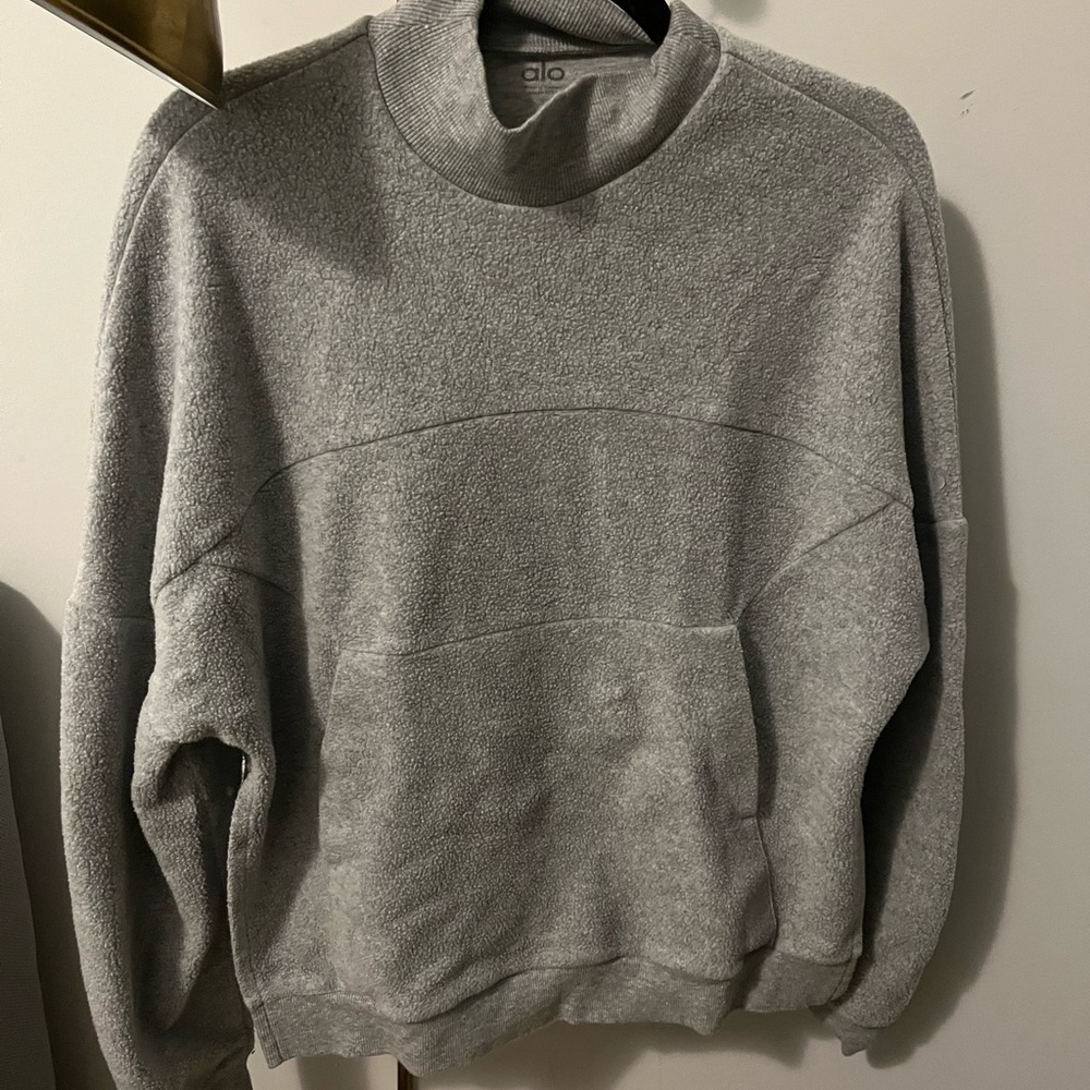 Alo comfy sweatshirt